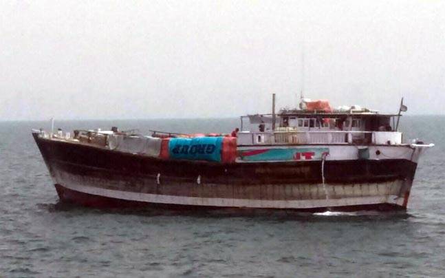 somali pirates kidnap indian crew