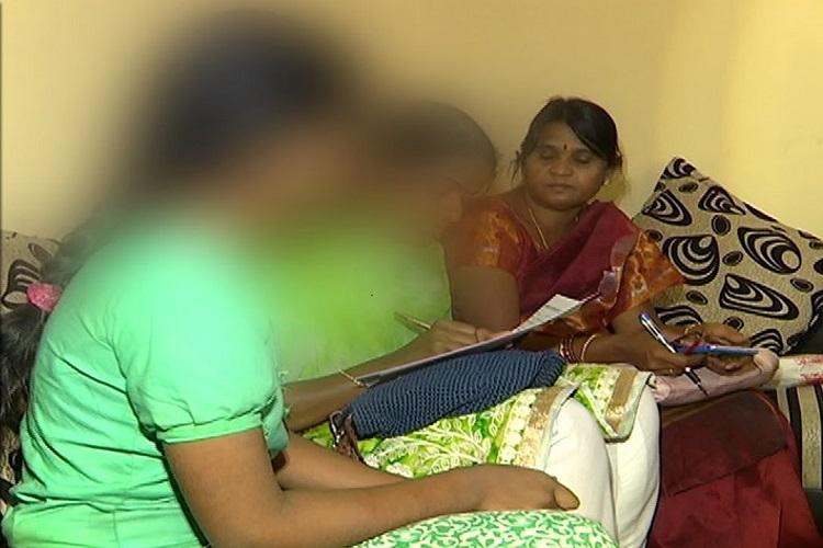 Telangana_Child_labour_screenshot_Vanitha News_screenshot Girl Rescued on Labour Day ,Labour Day 2017,13 year old Girl Rescued ,Labour Department,president of Balala Hakkula Sangham,labour day in india,labour day history