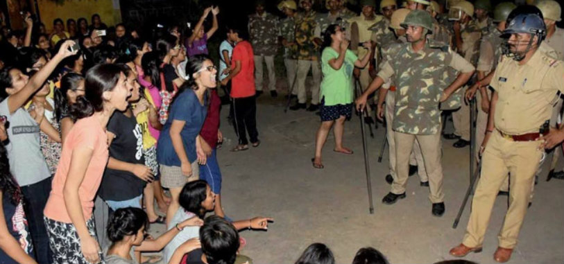 Banaras Hindu University Unrest Continues Banaras Hindu University Unrest,Banaras Hindu University,BHU Unrest,BHU on the boil,Chief Proctor of Banaras Hindu University,Prime Minister Narendra Modi apologize to BHU,Banaras Hindu University News,Mango News,today breaking news of BHU campus