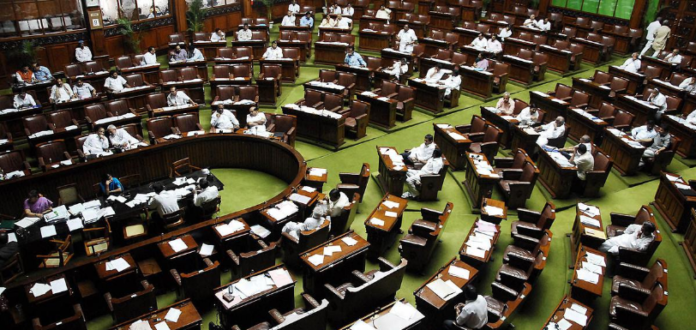 Lok Sabha Passes Constitution Amendment Bill 2019, 124th Amendment Bill, Forwards quota bill latest news, Mango News, Upper Caste Reservation Bill Updates, general category EWS quota, Reservation For EWS Bill, reservations upper caste India Lok Sabha, EWS Bill in Lok Sabha