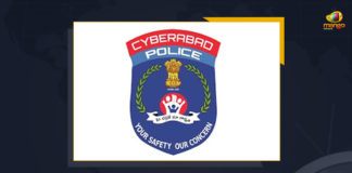 Cyberabad Police Busts Gambling Party At Gachibowli, Seizes Rs 9.02 Lakh Cyberabad Police Busts Gambling Party At Gachibowli Seizes Rs 9.02 Lakh, Cyberabad Police Busts Gambling Party At Gachibowli, Gambling Party At Gachibowli, Gambling Party In Hyderabad, Gambling Party, Cyberabad Police Busts Gambling Party In Hyderabad, Cyberabad Police Seizes Rs 9.02 Lakh At Gambling Party, Mango News, Crime, Special Operations Team of Cyberabad police, Special Operations Team, Telangana, Telangana Crime News, Telangana Crime Updates,