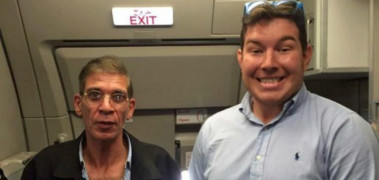 Selfie with EgyptAir hijacker goes viral on social media