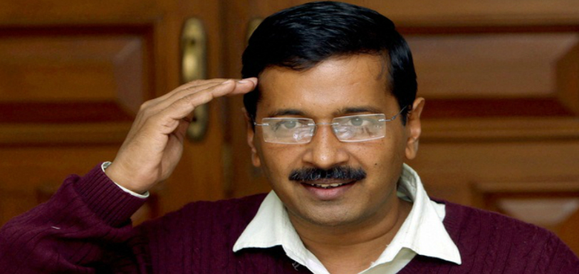 Man throws shoe at Arvind Kejriwal in odd-even announcement
