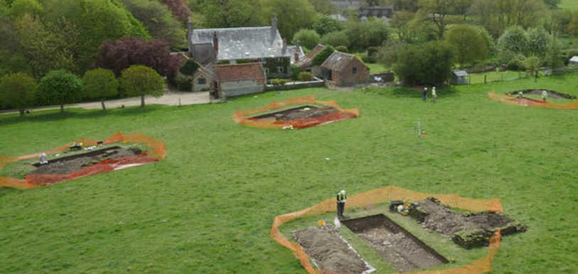 Man digs up his garden and discovers a Roman Villa - Mango News