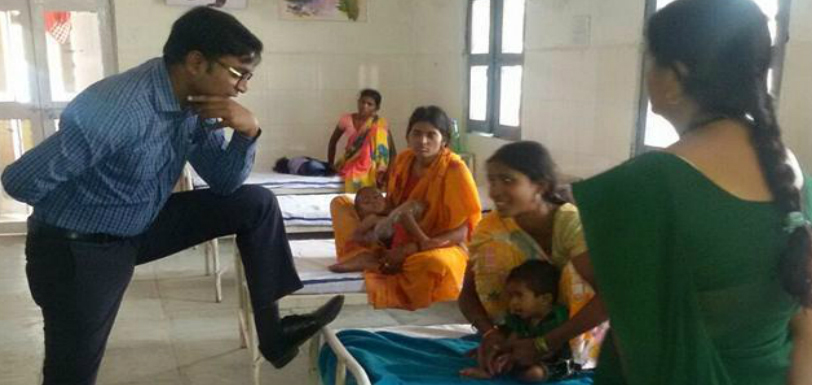 Photo Of An IAS Officer With A Foot On Hospital Bed Goes Viral On Social Media - Mango News Photo Of An IAS Officer With A Foot On Hospital Bed Goes Viral On Social Media - Mango News