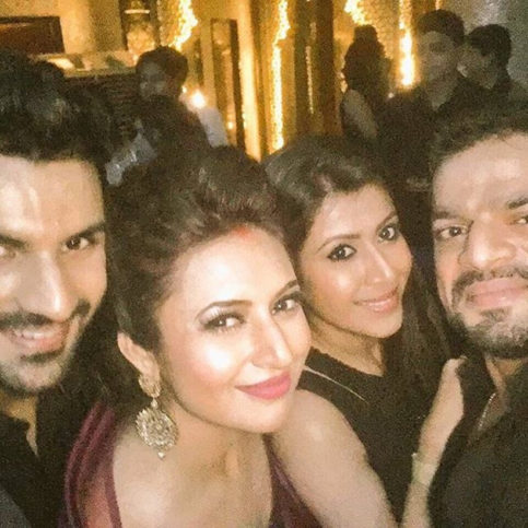 In Pics: Divyanka Tripathi-Vivek Dahiya's Grand Reception In Mumbai