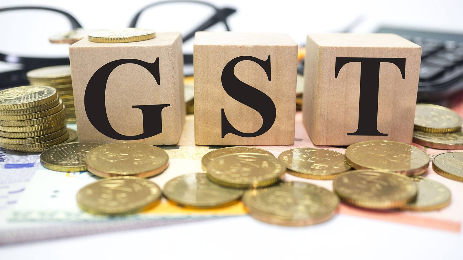 GST Queries,GST Queries In War Room,Central Board of Excise and Customs ,CBEC cheif Vanaja N Sarna,finance Ministry deal GST issues
