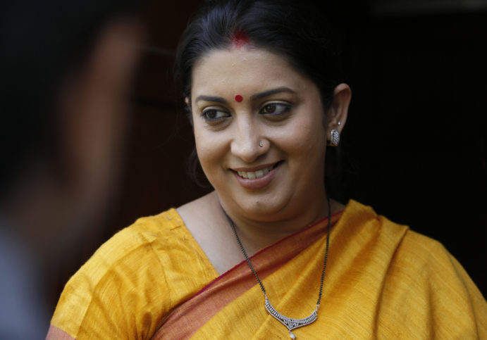 smriti irani twitter