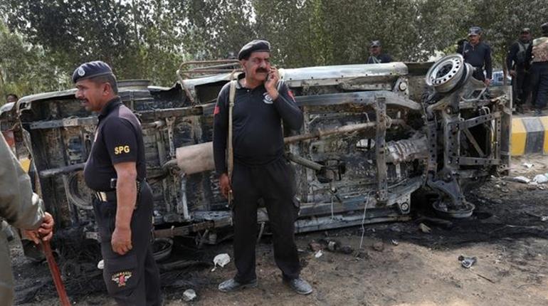 pakistan court complex blast