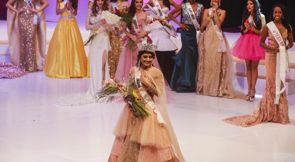 Noida Girl get Crowned ,Miss Teen Universe 2017 ,Noida girl Srishti Kaur,Miss Teen Universe Srishti Kaur,Srishti Kaur wins Miss Teen Universe, Noida Girl Crowned Miss Teen Universe 2017