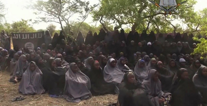 Boko Haram,#bringbackourgirls, kidnapped, ISIS,Boko Haram releases 82 girls,82 girls released ,82 Chibok girls released,82 girls meet President Buhari, Nigerian President Buhari