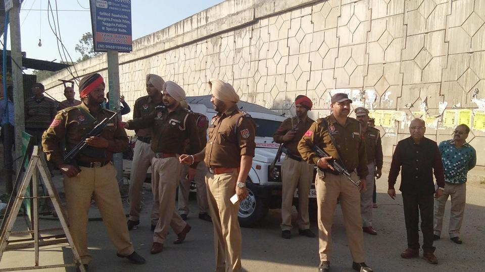 Search Operation Launched In Pathankot,Pathankot,Pathankot Operation, Pathankot Search Operation,Punjab Police launched search operation,Defence news,Superintendent of Police