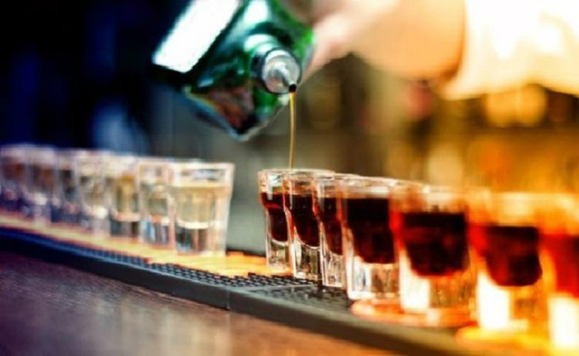 Pubs and Bars to be Saved legally,Karnataka Pubs,liquor vendors ,Law Department official ,Center to denotify,Karnataka news,Karnataka news today