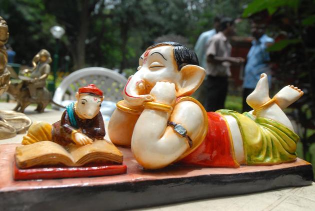 Most Innovative Ganesh Idols in 2017,Ganesh Idols in 2017,Ganesh Idols 2017,Innovative Ganesh Idols,Ganesh Idols ,Ganesh Chaturthi ,Ganesh Chaturthi 2017,ganapathi bappa morya,ganapathi bappa morya 2017,jai Ganesh Idols,Innovative Ganesh Idols