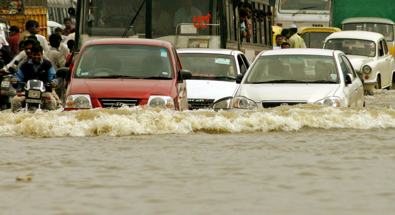 Strong Thunderstorm Hits Bengaluru,Strong Thunderstorm ,Thunderstorm Hits Bengaluru,victims of thunderstorm,Bengaluru