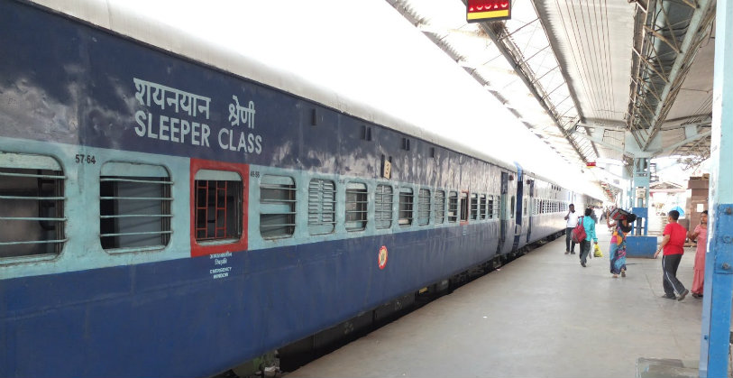 Indian Railways Rule on Sleep Hours,Rule on Sleep Hours,Indian Railways sleeping time for passengers,Rule for Sleeping passengers,new rule for Train Passengers ,Indian Railways new rule for Passengers
