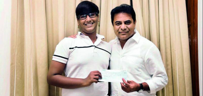 KTR Tweet Inspires Student To Donate Money To CMRF,Hyderabad Student Donate Rs 50000 to CMRF,Mango News,Current Breaking News,India News Live Updates,Hyderabad Breaking News,IT Minister KTR,Student Donation to Telangana CMRF,Telangana Chief Minister Relief Fund,10th Standard Student Donate to CMRF