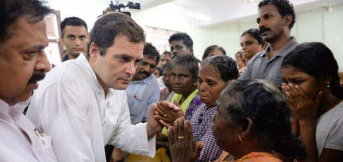 Kerala Floods: Rahul Gandhi Praises The Fishermen, Congress Chief Rahul Gandhi in Kerala today, Rahul Gandhi Visits Flood Hit Areas of Kerala, Flood Affected Areas in Kerala, Flood Relief Camps in Kerala, Mango News, UPA Chief Rahul Gandhi Latest Updates, Mango News,