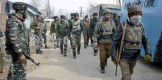 Srinagar: Family Members Of 5 Policemen Kidnapped, Policemen Family Members Kidnapped, Jammu And Kashmir Police, Kashmir Policemen family members kidnapped by terrorists, Militants Abduct Police Family Members, Kashmir News Today, Mango News, Latest National News Headlines,