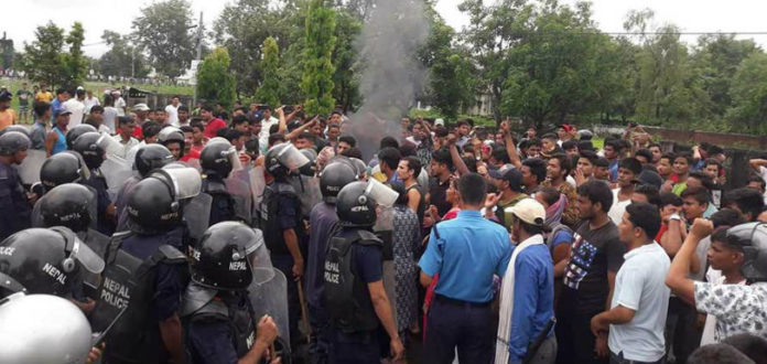 kanchanpur_andolan_nebisang Nepal Government Imposes Indefinite Curfew In Kanchanpur District, Nepal Curfew Latest Updates, Nepal Latest News, Mango News, Today's Breaking News India, Curfew imposed in Kanchanpur Western Nepal, Indifinite curfew clamped in Kanchanpur, Western Nepal, Protesting teenager killed in police firing,