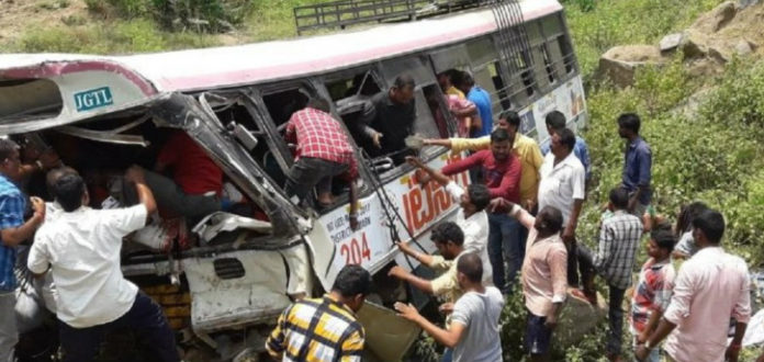Telangana: 40 Killed And Several Injured In An Accident, 43 dead and 28 injured in Kondagattu bus accident, Fatal accident near Kondagattu Telangana, Reasons behind Kondagattu RTC Bus Accident, Mango News, TSRTC bus skids off road in Jagtial, Kondagattu bus accident Latest News, TSRTC bus falls into valley near Kondagattu in Jagtia
