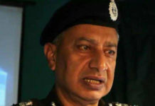 S. P. Vaid Removed As The Jammu And Kashmir Police Chief S P Vaid Removed As The Jammu & Kashmir Police Cheif, J&K police chief SP Vaid removed, Dilbagh Singh to take charge as J&K police chief, Mango News, B Srinivas Appointed Intelligence Chief Of Jammu And Kashmir Police, After Kashmir's Kidnapping Fiasco Changes In Police Dept, Jammu and Kashmir Latest News and Updates,