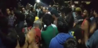 Hyderabad University Students Protest After Midnight Inspection, Student Federation of India leader Kuldeep Singh Protest, University of Hyderabad Latest News and Updates, Mango News, University of Hyderabad witnessed protests, Hyderabad University students protest against midnight surprise visit, Hyderabad University inspection by officials, Authorities Late Night Checking at Hyderabad campus hostels