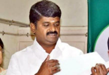 Gutka Scam: CBI Raids Tamil Nadu Health Minister’s Home Gutka Scam: CBI Raids Tamil Nadu Health Minister’s Home, Tamil Nadu health minister and police chief raided by CBI, Gutka scam Latest News and Updates, CBI raids 40 locations in Tamil Nadu, Tamil Nadu Health Minister C Vijaya Baskar’s Gutka Scam Latest News, Mango News, Tamilnadu gutka and pan masala Scam Updates Latest, CBI investigata top officials in Chennai, Gutka Scam Tamilnadu Latest news and updates