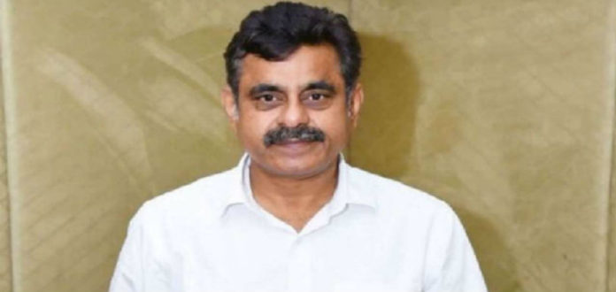 Telangana Elections - TRS Member Quits Party, TRS leader quits party, Telangana Assembly Election 2018 Latest Updates, Telangana Elections Latest News, Mango News, TRS MP Vishweshwar Reddy resigns from party,, TRS leader Konda Vishweshwar Reddy quits party, Konda Vishweshwar Reddy joins Congress, TS Election Update, Telanaga Polls Latest News