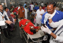 Karnataka – Prasad Kills 11 People Prasad Kills 11 People in Karnataka,Mango News,Karnataka Breaking News,Karnataka Crime News,Temple tragedy kills 11,Chamarajanagar Temple,Chamarajanagar Temple Food,Karnataka Chamarajanagar Temple Prasadam,Chamarajanagar Food Poisoning,Chief Minister of Karnataka,Karnataka CM HD Kumaraswamy