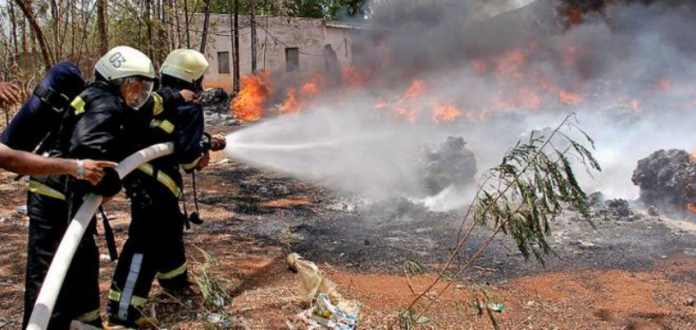 Fire Breaks Out At Plastic Recycling Unit In Hyderabad Fire Breaks Out At Plastic Recycling Unit In Hyderabad, Plastic recycling unit catches fire, Fire guts plastic unit at Hyderabad, Recycling unit catches fire, fire broke out at a plastic recycling unit in Katedan Industrial Area, Mango News, Hyderabad Recycling unit, Mailardevpally Katedan Industrial Area Hyderabad