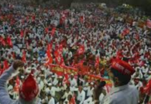 Disappointed With BJP, Farmers Begin Kisan March Disappointed With BJP Farmers Begin Kisan March, Farmers begin Nashik to Mumbai march, Farmers defy police whip, Maharashtra govt fails to pacify farmers, Farmers march to Mumbai, Mango News, Maharashtra long march,