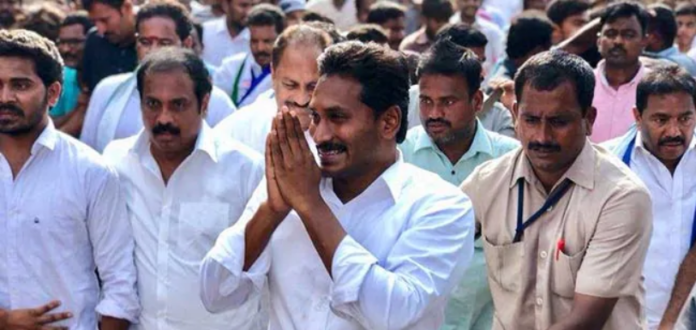 AP Assembly Elections YSRCP Complain To EC Regarding Data Theft, 59L bogus voters in AP, TDP steal AP Voter data, IT Grid Company Case, AP election officer rules out data theft, App To Steal Voter Information, Hyderabad IT Firm Raid on IT Grid, Mango News, TDP data theft scam,