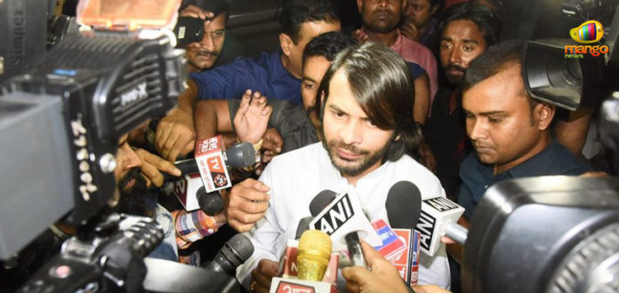 Lok Sabha Elections – RO Rejects Nomination Of Angesh Kumar Singh, Angesh Kumar Singh Nomination, Angesh Kumar nomination rejected, Lok Sabha Elections 2019 News, Lok Sabha election live updates, Mango News, Bihar Sheohar constituency independent candidate, Tej Pratap Yadav opponent nomination rejected, Tej Pratap Yadav and Angesh Kumar Singh