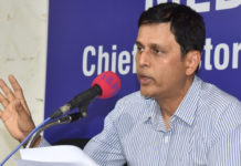 Telangana Lok Sabha Elections – ECI Extends Voting Time In Nizamabad, Voting time modified in Nizamabad LS, EC to use 25000 EVMs for Nizamabad poll, Nizamabad Parliamentary Constituency, Lok Sabha polls, Voting Time in Nizamabad, Telangana LS Elections, Mango News, Telangana Elections live updates