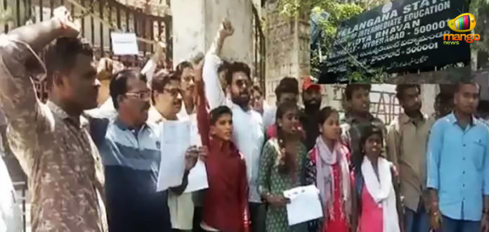 Telangana – Students Protest Against TSBIE, Inter 2019 Results, Mango News, Telangana State Board of Intermediate Education, ABVP and SFI stage protests outside TSBIE office, parents protest against TSBIE, Inter Results Goof Up, Telangana Board TS Inter Result 2019, Mango News