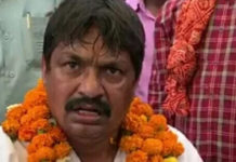 Lok Sabha Elections – After Azam Khan, This BSP Candidate Violates MCC Lok Sabha Elections – After Azam Khan This BSP Candidate Violates MCC, Lok Sabha election tracker LIVE, MCC violations, MCC Violation by BSP Candidate, Mango News, General Elections 2019, Lok Sabha Election 2019 LIVE Updates, #Elections2019, Guddu Pandit violated MCC, Guddu Pandit remarks on Raj Babbar