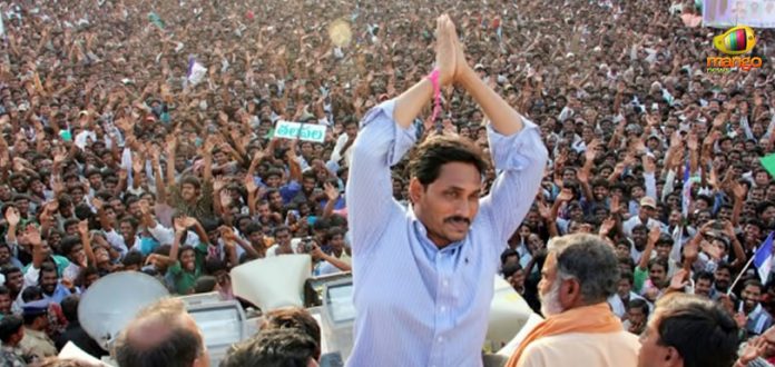 Y S Jagan First Signature On Pension Papers,Mango News,Breaking News Today,Latest Political News 2019,Andhra Pradesh Today News,Y S Jagan First Signature,Andhra Pradesh CM First Signature,Andhra Pradesh CM YS Jagan Mohan Reddy,Chief Minister of Andhra Pradesh,Chief Minister YS Jagan Sign on Pension Papers