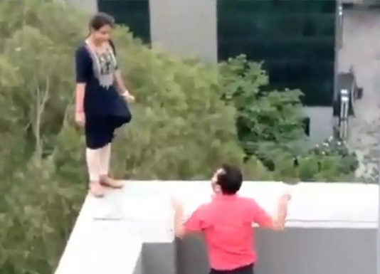 Gurugram – Woman Threatening To Committ Suicide, Gets Her Job Back,MangoNews,Woman Threatening Suicide News,Woman Threatening to Jump off Building After Fired,Gurugram Woman Threatening to Jump off Roof,Indian Woman To Commit Suicide