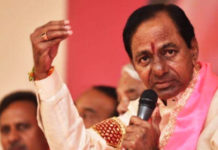 KCR Offers Prayers At Rameshwaram KCR Offers Prayers At Rameshwaram, KCR prayers at Rameshwaram temple, CM KCR visits Rameshwaram, KCR Special Pooja at Rameshwaram, Telangana CM KCR Family Tour, Mango News, K Chandrasekhar Rao Tamil Nadu Visit, KCR third front party news