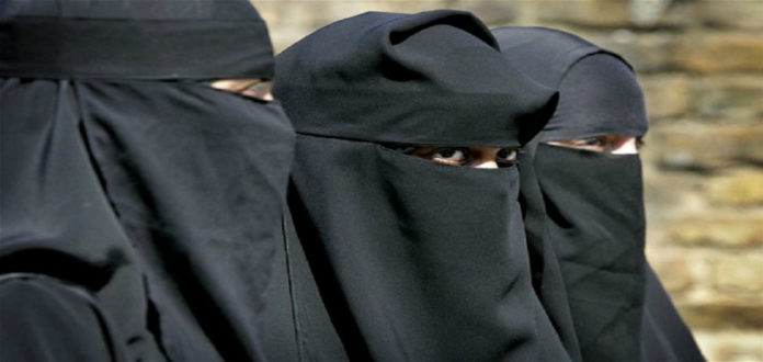 Kerala - Veil Banned In 150 Educational Institutions, Muslim body in Kerala bans face veils, Muslim education group bans hijab, Women face masks banned, Kerala Faisal Gafoor, Kerala institute bans face covering, Mango News, Kerala Muslim Education Group Bans Face Veils