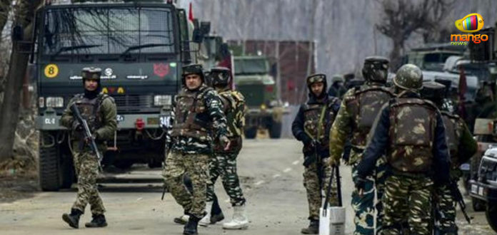 Four Militants Shot Dead In Encounter,Mango News,Breaking News Today,Latest Political News,Jammu And Kashmir Breaking News,Jammu And Kashmir Latest News Today,Four Militants Encounter in Jammu And Kashmir,Four Militants Encounter in Kashmir