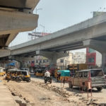 Hyderabad – Crane Collapses On Road At Tolichowki Hyderabad – Crane Collapses On Road At Tolichowki,Mango News,Accident at Tolichowki flyover,Road accident at Tolichowki fly over,Traffic Police used Special Lights in Night Time At hyderabad,Hyderabad Latest News