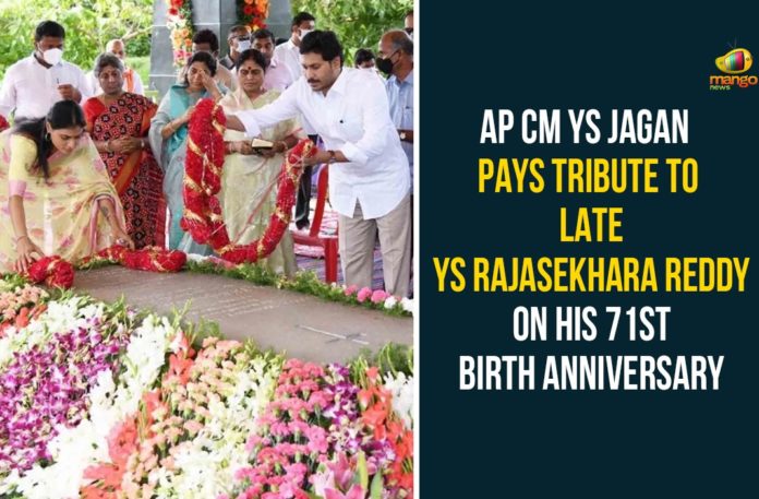Andhra Pradesh CM Jagan pays tributes to YSR at Idupulapaya, AP CM YS Jagan Pays Tribute to YSR at YSR Ghat, AP CM YS Jagan Pays Tribute to YSR at YSR Ghat in Idupulapaya, Idupulapaya, YS Jagan Pays Tribute to YSR, YSR Birth Anniversary, YSR Birth Anniversary Celebrations, YSR Ghat in Idupulapaya