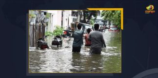 Relief Measured Underway After Heavy Downpour, Bikes And Road Damages, heavy rains Hyderabad, heavy downpour affected vehicular traffic, Indian Meteorological Department, rainfall in Hyderabad, Telangana rainfall Update, Hyderabad Weather Department, IMD alert, cyclone Gulab, Hyderabad Weather Report, Hyderabad rainfall Prediction