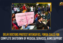 Delhi Doctors Protest Intensifies, FORDA Calls For Complete Shutdown Of Medical Services, AIIMS Support Delhi AIIMS FAIMA doctors join protest after police crackdown, Delhi Doctors Protest Intensifies, Delhi doctors to continue protests over NEET counselling, Delhi resident doctors’ groups threaten complete shutdown, Delhi striking resident doctors call for total medical service, Doctors body calls for shutdown of healthcare institutions, Doctors unions call for shutdown of health services, FAIMA Announces Complete Withdrawal Of Healthcare, FORDA Calls For Complete Shutdown Of Medical Services AIIMS Support, Mango News, National Eligibility Entrance Test