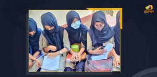 Karnataka Muslim Student File Writ Petition With HC Over Hijab Row Says It's Her Fundamental Rights, A writ petition has been filed in the Karnataka High Court by a Muslim girl student, A writ petition has been filed in the Karnataka High Court, A writ petition, Muslim Student File Writ Petition With HC Over Hijab Row, Fundamental Rights, Wearing Hijab Row Is Fundamental Right Says Muslim Student, Karnataka, Karnataka Latest News, Karnataka Latest Updates, Hijab Row, Muslim Student moves HC against ban on hijab in college, Karnataka High Court, Mango News, Hijab Row in Karnataka, A writ petition has been filed in the Karnataka High Court By A Muslim Student,