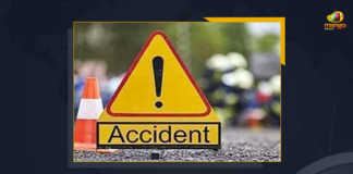 Hyderabad BMW Car Rams Into Divider Locals Panic, BMW Car Rams Into Divider Locals Panic, BMW Car Rams Into Divider, Hyderabad BMW Car Rams Into Divider, BMW Car, BMW Car speeding car rammed into a divider, divider, Telangana, Telangana Latest News, Telangana Latest Updates, another case of accident due to rash driving, rash driving, BMW Car Rams Into Divider Due To rash driving, Mango News,