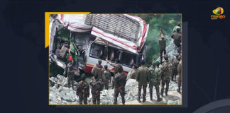 PM Modi Expresses Condolences On Soldiers Accident In Ladakh, Modi Expresses Condolences On Soldiers Accident In Ladakh, PM Narendra Modi Condolences On Soldiers Accident In Ladakh, India 7 Army Soldiers Demise in Ladakh Road Mishap Grievous Injuries To Others, India 7 Army Soldiers Demise in Ladakh Road Mishap, Grievous Injuries To Others, India 7 Army Soldiers Demise, 7 Army Soldiers Demise, Ladakh Road Mishap, A devastating accident in the Turtuk sector claimed the lives of seven soldiers and left 19 others grievously injured, 19 others grievously injured, A devastating accident in the Turtuk sector, Seven Army personnel killed, Ladakh Road Mishap News, Ladakh Road Mishap Latest News, Ladakh Road Mishap Latest Updates, Ladakh Road Mishap Live Updates, PM Narendra Modi, Narendra Modi, Prime Minister Narendra Modi, Prime Minister Of India, Narendra Modi Prime Minister Of India, Prime Minister Of India Narendra Modi, Mango News,