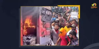 Students Set Trains On Fire In Secunderabad To Protest Against Agnipath Army Recruitment Scheme, Students Set Trains On Fire In Secunderabad, Trains On Fire In Secunderabad, Protest Against Agnipath Army Recruitment Scheme, Agnipath Army Recruitment Scheme, National Students Union of India activists staged a violent protest at Secunderabad Railway Station, NSUI activists staged a violent protest at Secunderabad Railway Station, violent protest at Secunderabad Railway Station, Secunderabad Railway Station, Agnipath Protests Live Updates, Agnipath Issue,Agnipath Protests, Agnipath protests in Telangana, Agnipath Scheme, Agnipath Scheme Updates, Agnipath, Agnipath Protests Highlights, #AgnipathScheme, #AgnipathRecruitmentScheme, #AgnipathSchemeProtest, #Agnipath, Agnipath Army Recruitment Scheme News, Agnipath Army Recruitment Scheme Latest News, Agnipath Army Recruitment Scheme Latest Updates, Agnipath Army Recruitment Scheme Live Updates, Mango News,